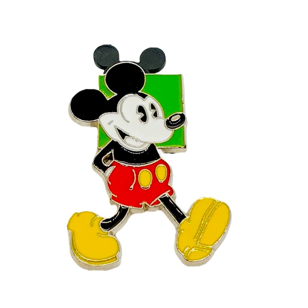 Disney Mickey Mouse 2010 Booster Collection Pin